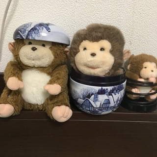 チャブと仲間たち（おさるのぬいぐるみ3匹）